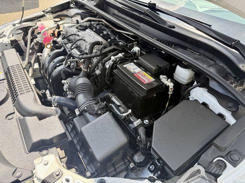 Used 2022 Toyota Corolla LE FWD image 17