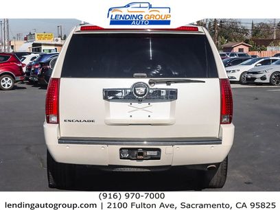 Used 2007 Cadillac Escalade AWD w/ Information Package