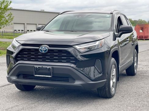Certified 2024 Toyota RAV4 LE AWD/4WD image 13