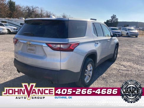 Used 2020 Chevrolet Traverse LS image 7