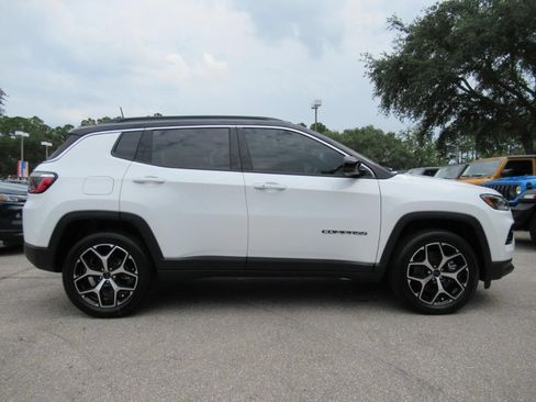 New 2026 Jeep Compass Limited AWD/4WD image 2