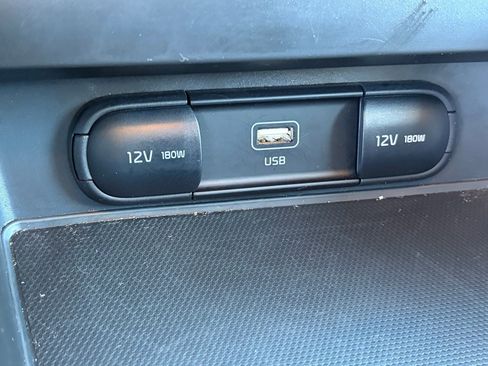 Certified 2025 Kia Soul LX image 26