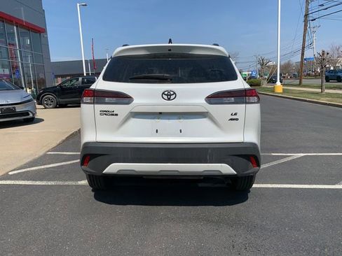 Used 2026 Toyota Corolla Cross LE image 4