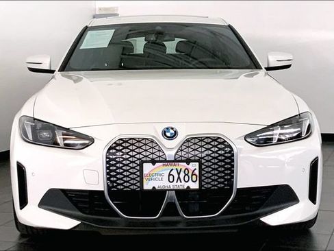 Used 2025 BMW i4 eDrive40 RWD image 3