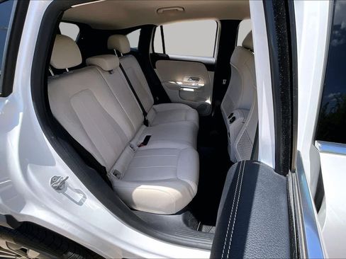 Used 2023 Mercedes-Benz GLA 250 4MATIC image 18