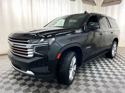Certified 2023 Chevrolet Tahoe High Country w/ Advanced Technology Package AWD/4WD image 25