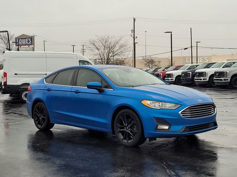 Used 2020 Ford Fusion SE w/ Equipment Group 151A image 1