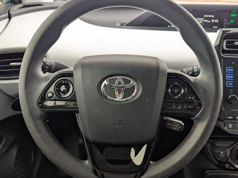 Used 2019 Toyota Prius LE image 20