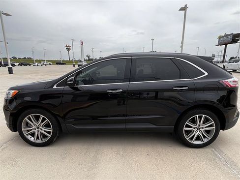 Used 2023 Ford Edge Titanium AWD/4WD image 6
