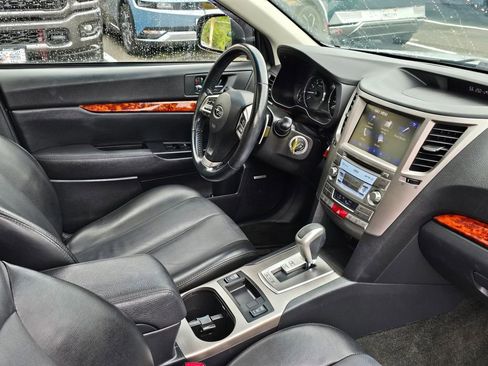 Used 2012 Subaru Outback 2.5i Limited AWD/4WD image 10