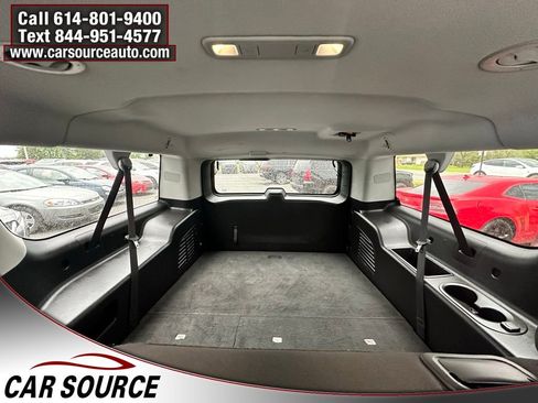 Used 2018 Chevrolet Suburban LS image 24