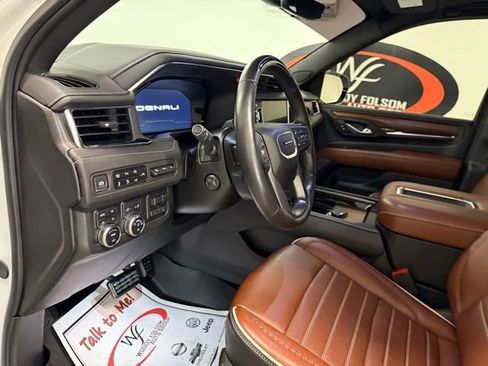 Certified 2024 GMC Yukon Denali Ultimate image 13
