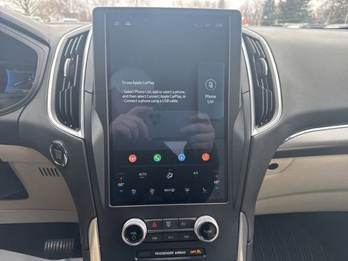 Used 2022 Ford Edge Titanium w/ Equipment Group 301A image 11