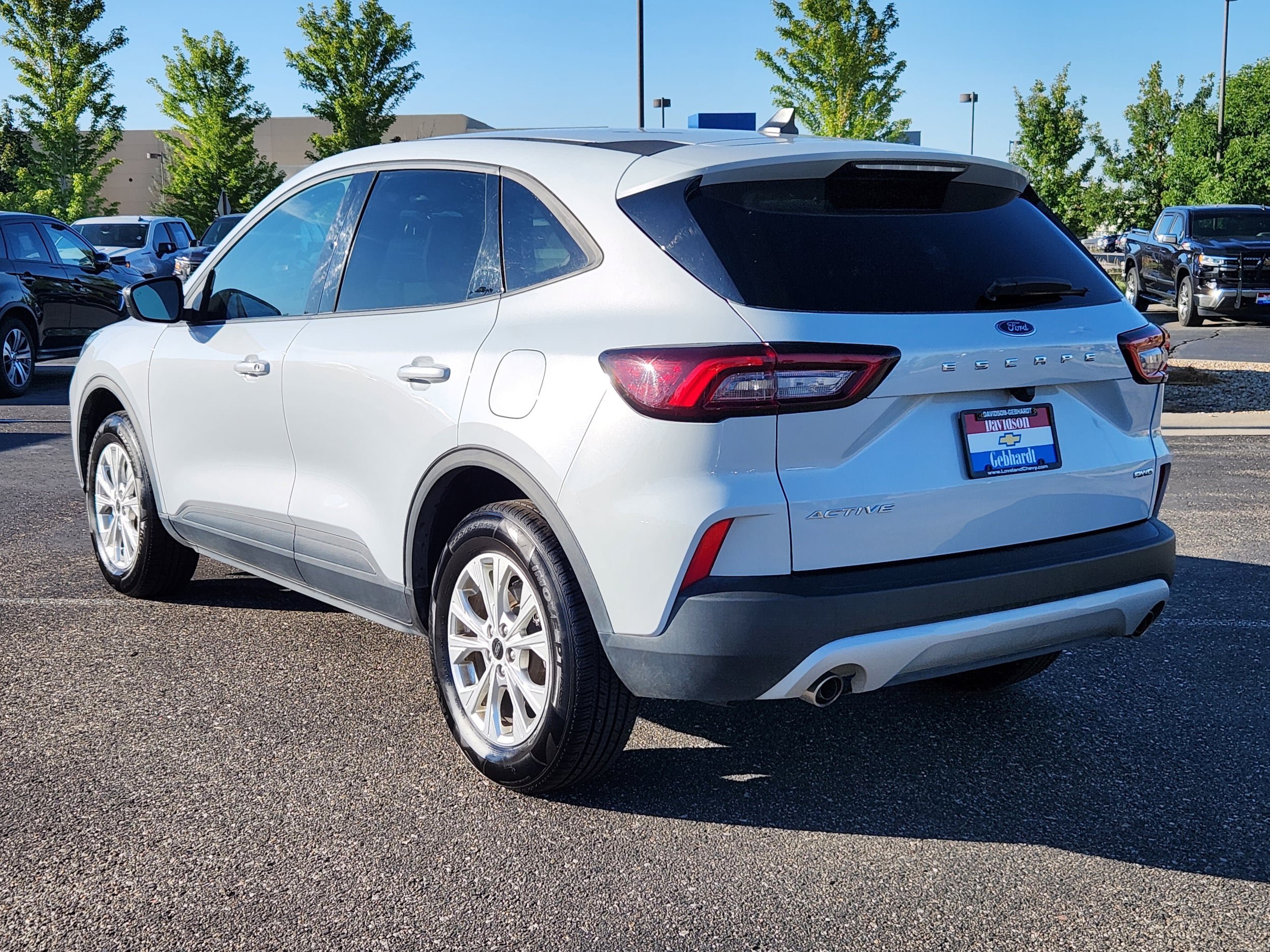 Used 2025 Ford Escape Active AWD/4WD image 3