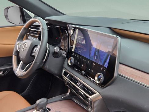 Certified 2023 Lexus RX 350 Premium w/ Accessory Package AWD/4WD image 18