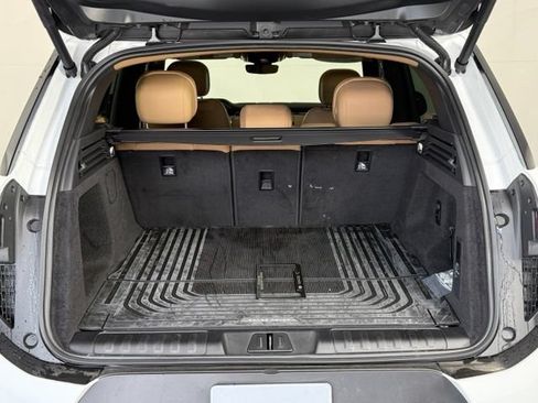 Certified 2026 Land Rover Range Rover Sport SE AWD/4WD image 17