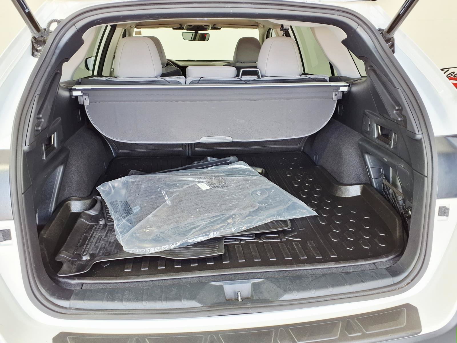 Used 2025 Subaru Outback Premium w/ Popular Package #1A AWD/4WD image 8
