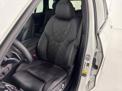 Certified 2023 BMW X5 xDrive40i w/ M Sport Package AWD/4WD image 13