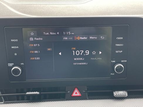 Used 2023 Kia Sportage LX image 32