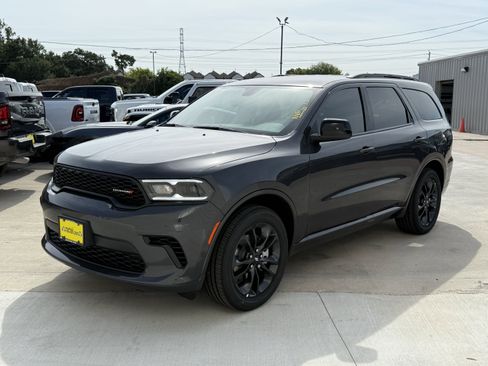 New 2025 Dodge Durango GT w/ Blacktop Package image 4