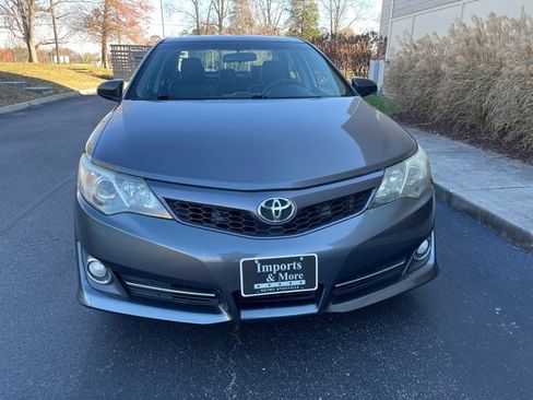 Used 2013 Toyota Camry SE image 16