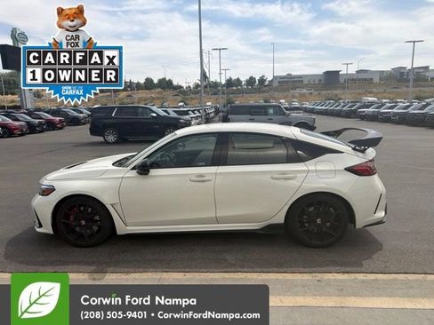 Used 2025 Honda Civic Type R image 9