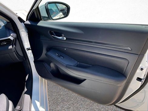 Used 2022 Nissan Altima 2.5 S FWD image 27