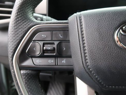 Used 2025 Toyota Tundra Limited image 17