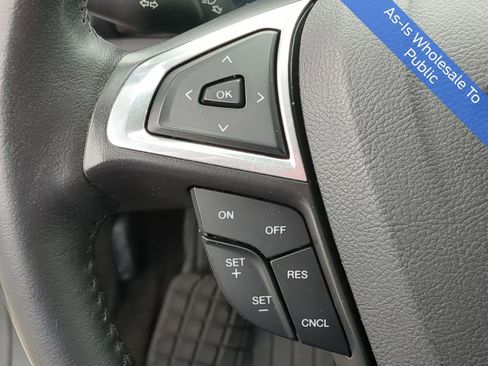 Used 2014 Ford Fusion SE w/ Equipment Group 201A image 26