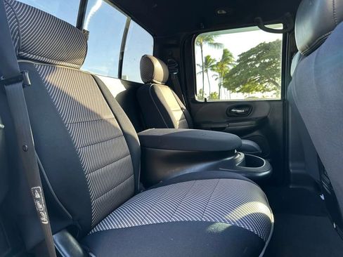 Used 2002 Ford F150 Harley-Davidson image 12