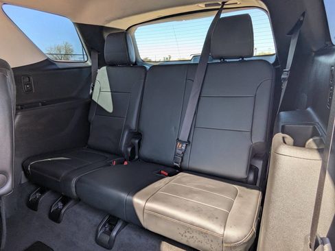 Used 2020 Chevrolet Traverse RS AWD/4WD image 13