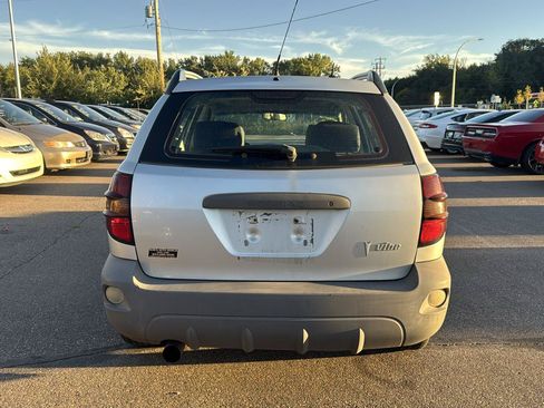 Used 2007 Pontiac Vibe w/ Sun And Sound Package FWD image 6