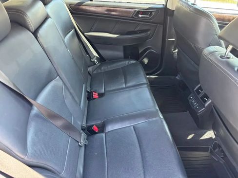 Used 2019 Subaru Outback 2.5i Limited AWD/4WD image 17