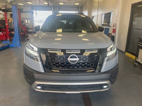 Used 2024 Nissan Pathfinder Rock Creek AWD/4WD image 9