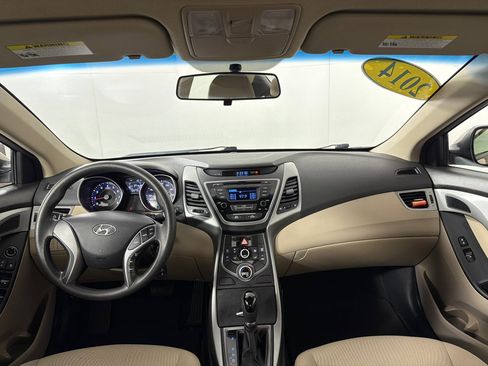 Used 2014 Hyundai Elantra SE FWD image 22