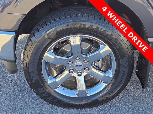 Used 2022 Ford F150 Lariat image 7