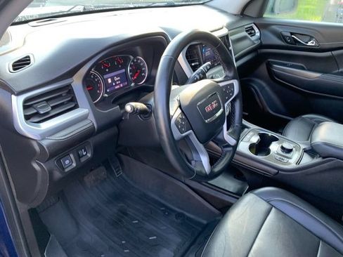 Used 2023 GMC Acadia SLT AWD/4WD image 27