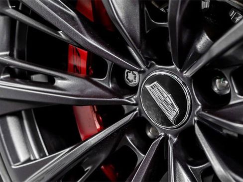 Used 2025 Cadillac CT5 V Blackwing w/ Super Cruise 1 Package image 32