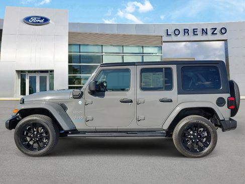 Used 2023 Jeep Wrangler Unlimited Sahara image 8
