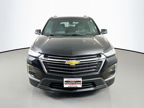 Used 2022 Chevrolet Traverse LT w/ LPO, Floor Liner Package AWD/4WD image 2