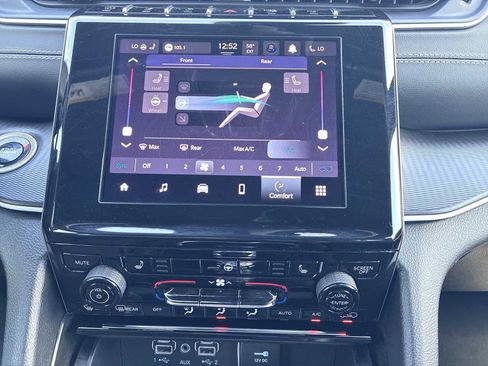 Certified 2024 Jeep Grand Cherokee L Laredo AWD/4WD image 16