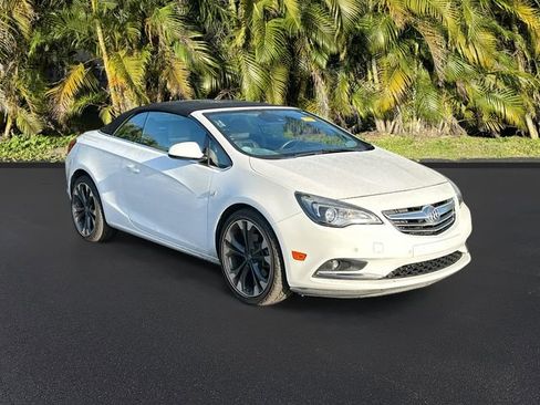 Used 2016 Buick Cascada Premium image 4