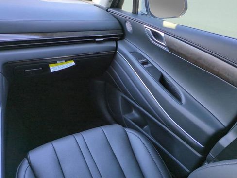 New 2026 Genesis GV80 2.5T Select image 16