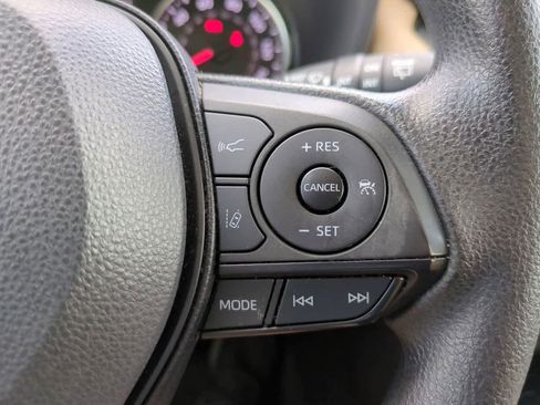 Certified 2022 Toyota RAV4 XLE w/ Convenience Package image 24