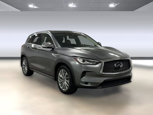 Used 2023 INFINITI QX50 Pure AWD/4WD image 7
