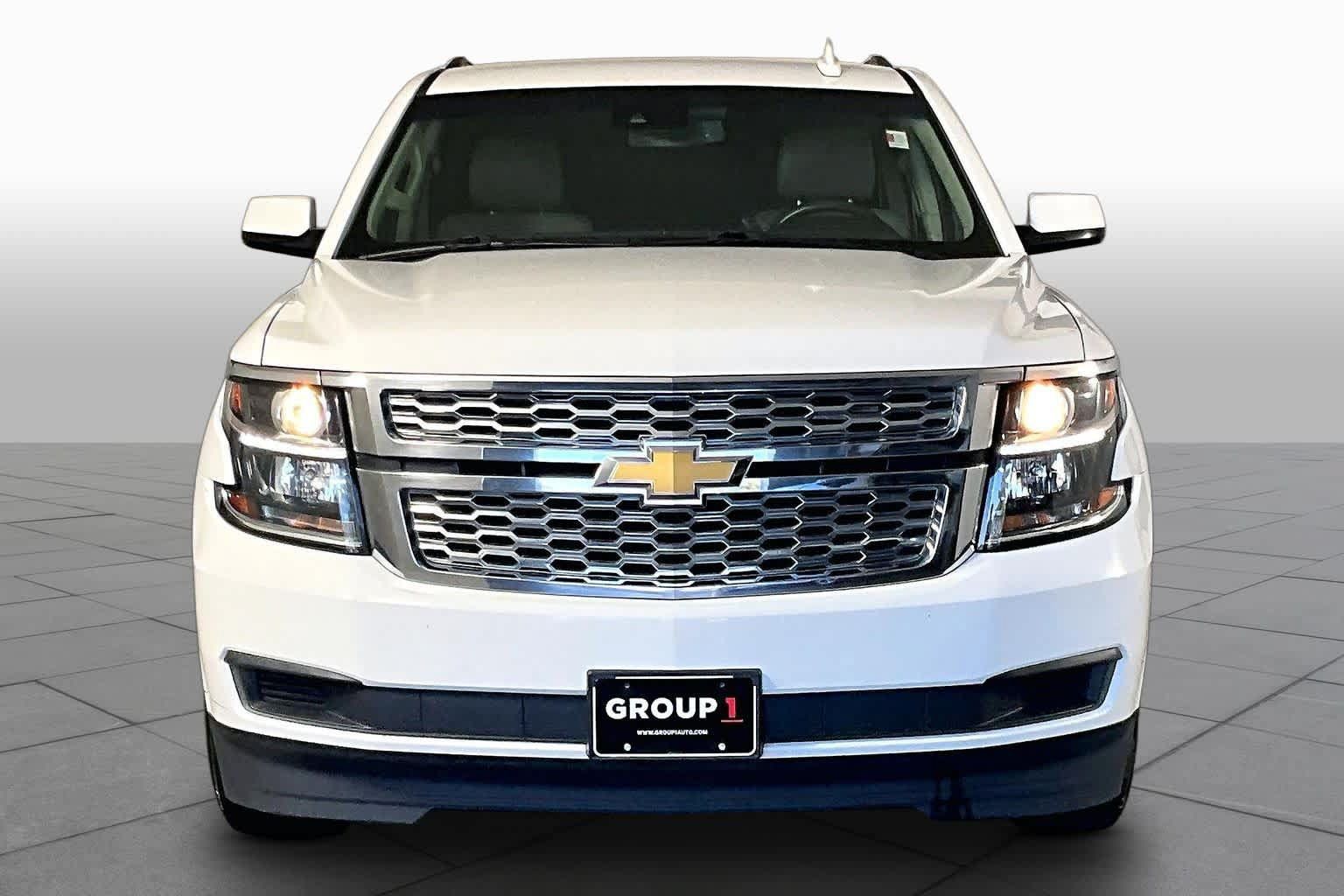 Used 2015 Chevrolet Suburban LT w/ Texas Edition RWD image 4
