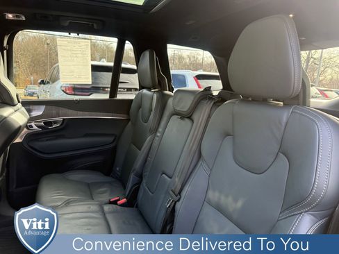 Certified 2022 Volvo XC90 T6 Inscription w/ Lounge Package image 22