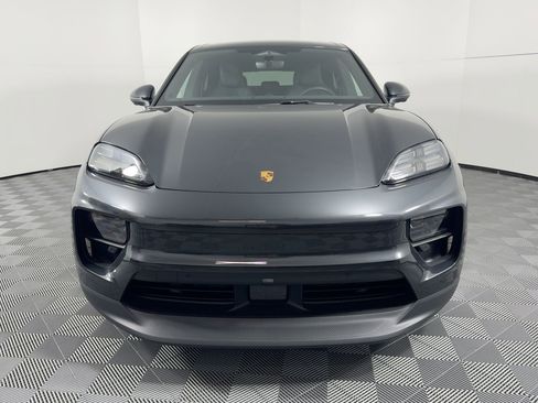 Used 2025 Porsche Macan 4S Electric image 6