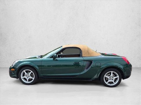 Used 2002 Toyota MR2 RWD image 8