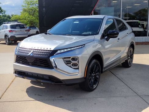 New 2026 Mitsubishi Eclipse Cross LE AWD/4WD image 1